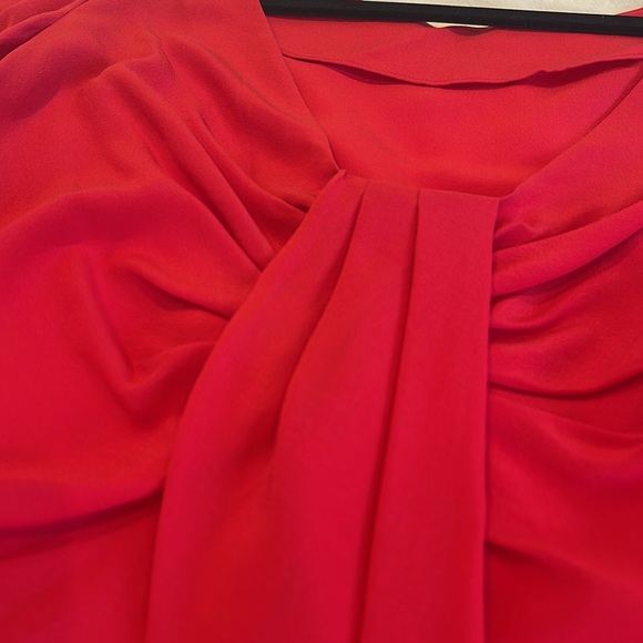 Red Low Back 100% Silk Club Monaco Blouse XS - Picture 3 of 4